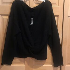 New Boohoo Black V-Neck Twist Sweater